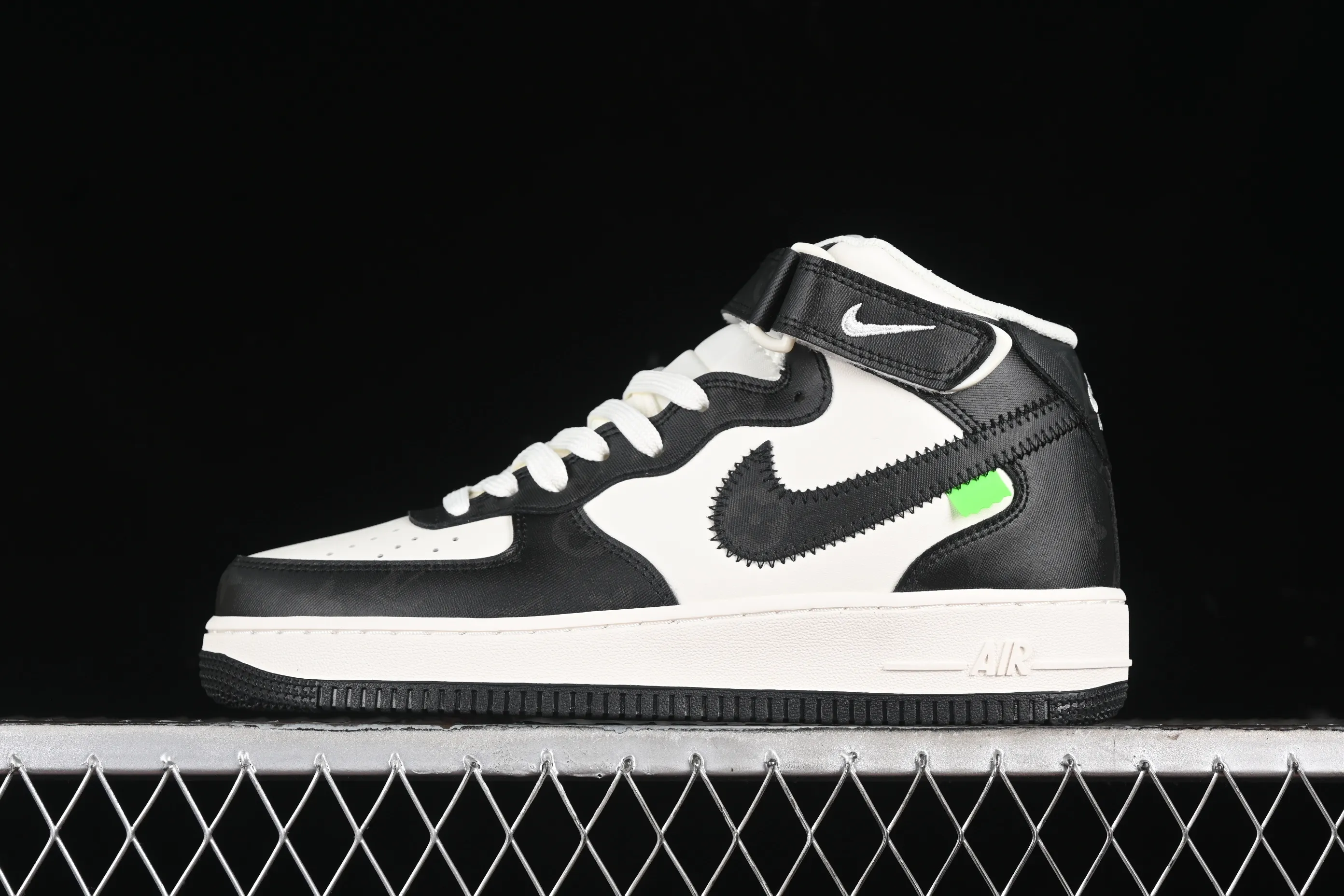 All Categories Nk Air Force 1 Air Force Series Nk Air Force 1 Mid Air Force Mid Nk Air Force 1'07 Mid Beige Air Force One Mid Casual Sneakers LL0222-005